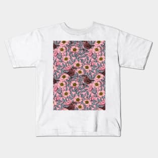 Wrens in the roses Kids T-Shirt